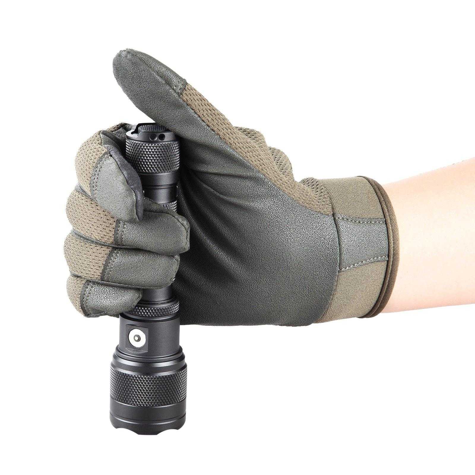 1200LM Zoom Hunting Flashlight 700M Range Gun Bike Mount